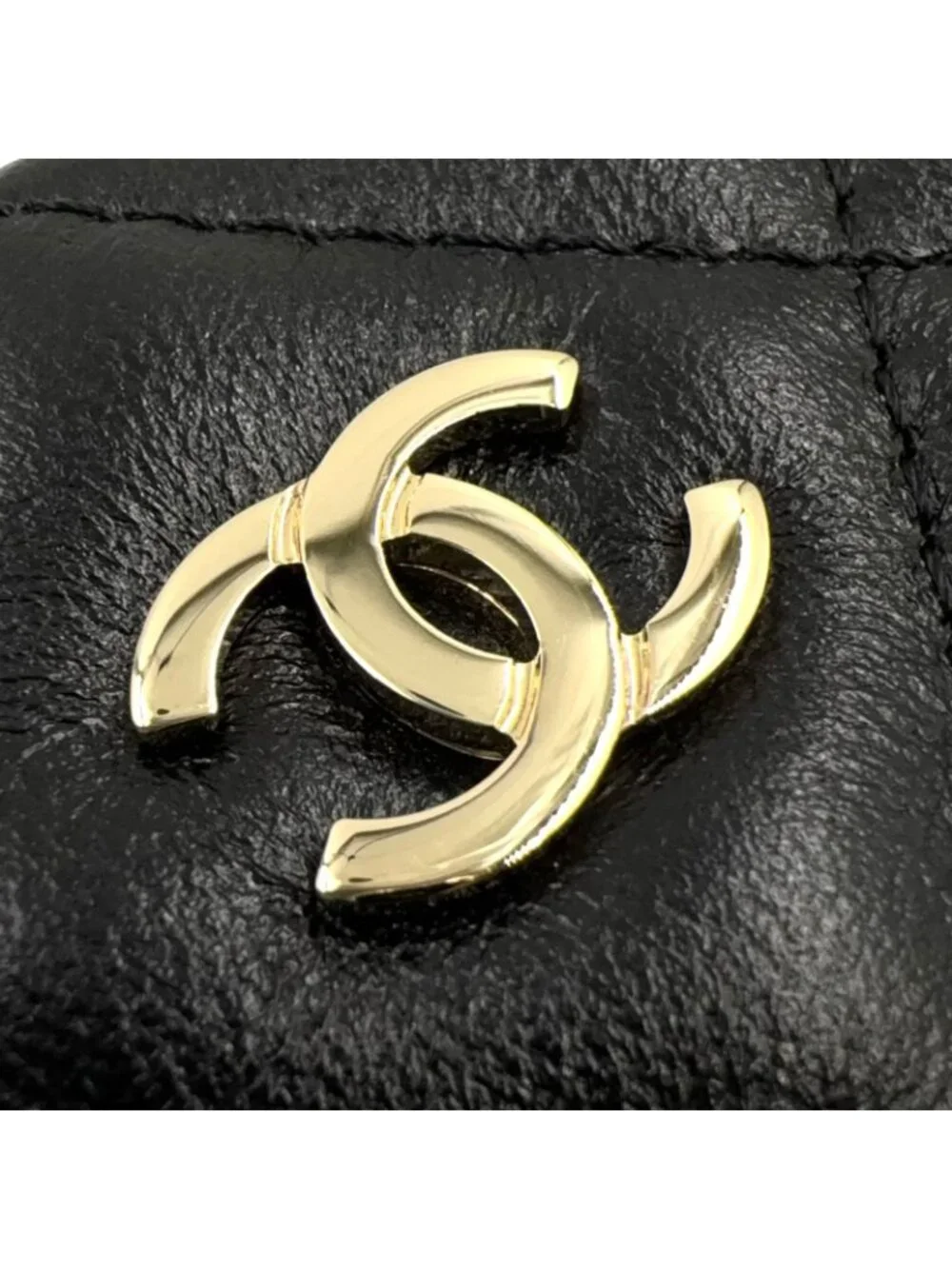 Chanel Classic Round Chain Lambskin Black Shoulder Bag Gold